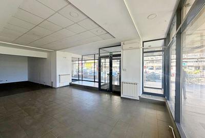 Spațiu comercial, de 168 mp, în Central - 4