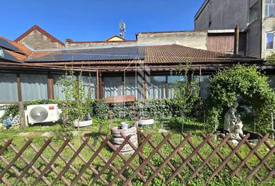 Casa individuala cu 4 camere si 2 garaje,  zona Lipovei - 2