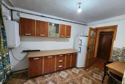 Inchiriez apartament cu 2 camere in zona Bucovinei - 3