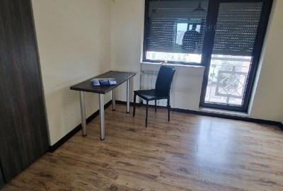 Apartament cu 4 camere decomandat în Central - 9