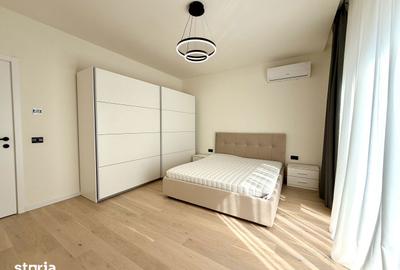 Casă cu 6 camere cu Teren 500 Mp în Central