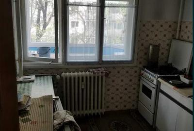 Metrou Dristor ,Parc IOR ,DECOMANDAT ,etajul 3/9,FARA RISC! - 5