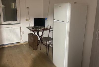 Garsonieră decomandată în Central