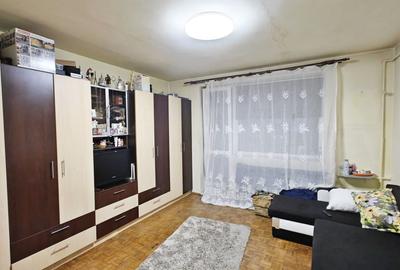 Apartament cu 3 camere decomandat în Gheorgheni