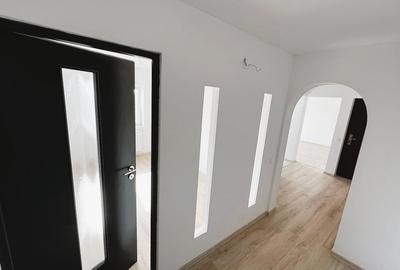 APARTAMENT 3 CAMERE RENOVAT, FINISAT, LIBER PENTRU MUTAT - 10