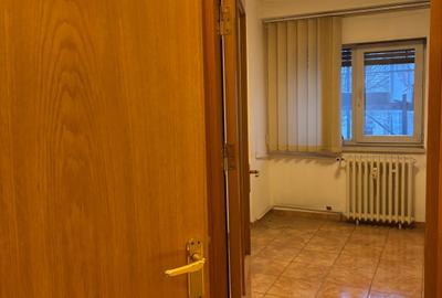 Apartament cu 3 camere decomandat în Unirii - 10