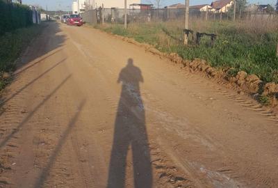 Teren de 642 mp, în Exterior Vest - 2