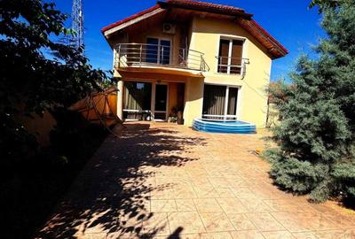 Casă cu 4 camere în Central - 4
