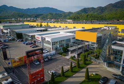 Spatiu comercial, 2300mp utili de inchiriat-cladirea Cubo - 19