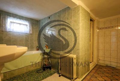 Casă cu 4 camere cu Teren 89 Mp în Central