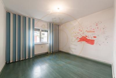 Apartament 4 camere - Bd. Petrochimistilor, Prundu! - 2