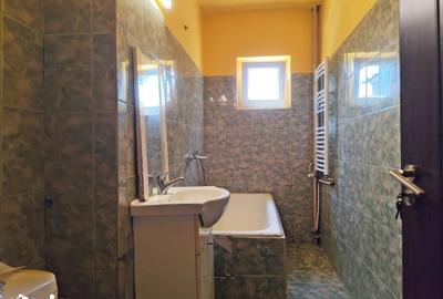 Apartament cu 2 camere semidecomandat în Iosia