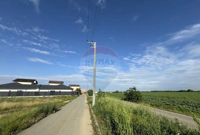 Teren de 708 mp, în Corbeanca