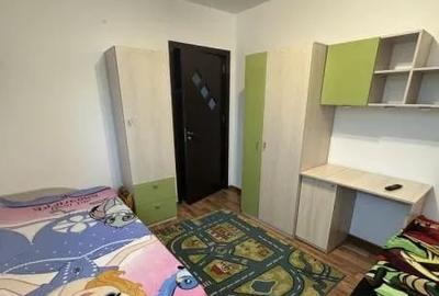 Apartament cu 3 camere semidecomandat, mobilat în Berceni - 4