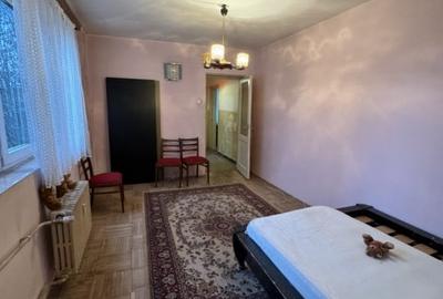 Apartament cu 3 camere semidecomandat în Sud - 12