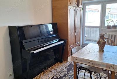 Apartament cu 3 camere decomandat în 1 Mai - 7