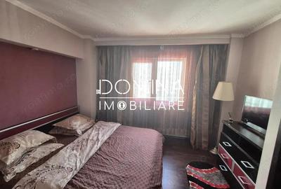 Vanzare apartament 3 camere, situat ULTRACENTRAL, strada Unirii - 2