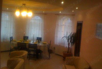 Vila 7 camere Ghimbav - 5