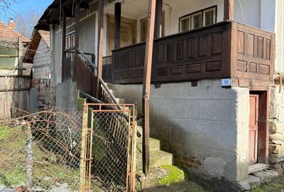 Casă individuală cu 6 camere cu Canalizare în Bărbătești - 2