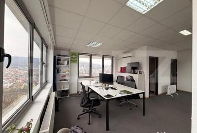 Spațiu comercial, de 70 mp, în Central