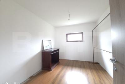 Casă cu 5 camere cu Teren 2500 Mp în Buciumeni - 11