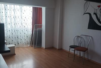 Apartament cu 3 camere decomandat în Exterior Vest - 8