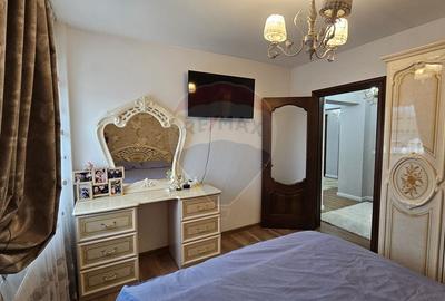 Apartament cu 3 camere decomandat, mobilat în Burdujeni - 23