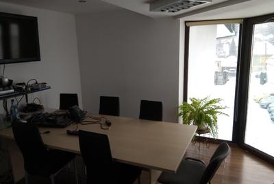 Inchriez imobil compus din S+P+E+M - 2
