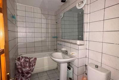 Apartament cu 4 camere în Central - 2