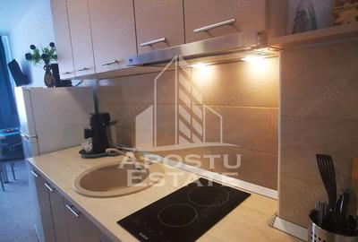 Garsoniera, centrala proprie, zona Lipovei - 1