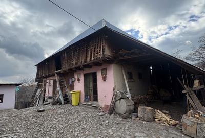 Casă cu 4 camere în Nucșoara - 7