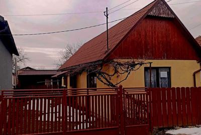 Casă cu 4 camere în Crăciunești - 8