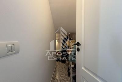 Casă cu 4 camere cu Teren 608 Mp în Moșnița Veche