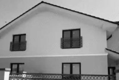 Casa duplex de vanzare in Ghiroda