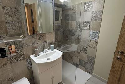 Apartament cu 3 camere decomandat în Exterior Vest - 2