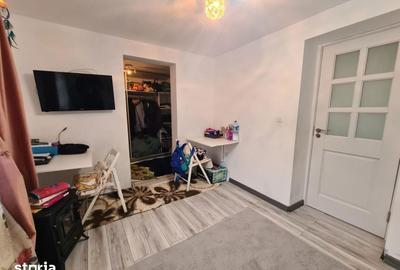 Casă cu 3 camere cu Teren 450 Mp în Tătărași - 1