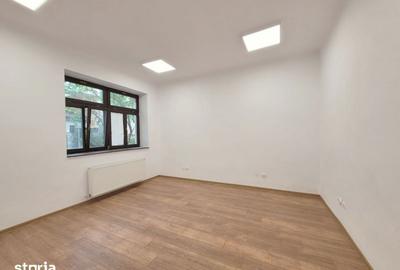 Spațiu comercial, de 78 mp, în Central - 2