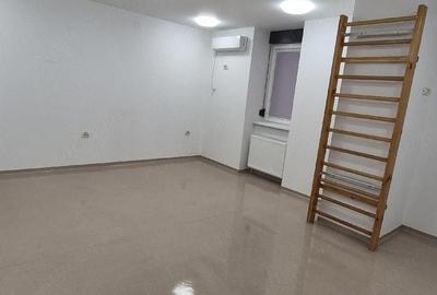 Spațiu comercial, de 73 mp, în Central - 1