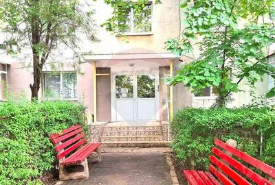 Apartament cu 3 camere semidecomandat în Micro 5 - 2