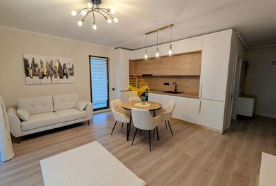 Apartament cu 3 camere semidecomandat, mobilat în Florești