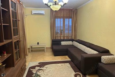 Inchiriez Apartament 3 camere, 111 mp, parcare, Mall Vitan, Proprietar - 1