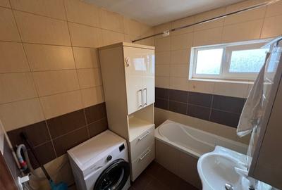 Proprietar ofer spre închiriere un apartament cu 3 camere, decomandat. - 6