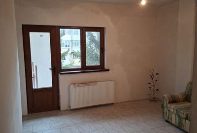 Apartament cu 3 camere decomandat în Central - 6