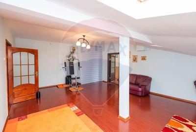 Casa 5 camere de inchiriat in zona Centrala - 18