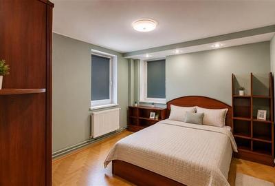 Apartament cu 3 camere decomandat, mobilat în Central - 5