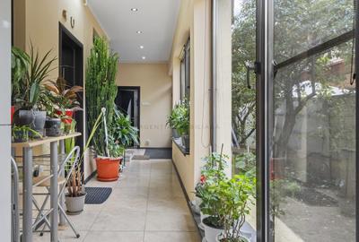 Casă individuală cu 10 camere cu Canalizare în Doamna Ghica - 11