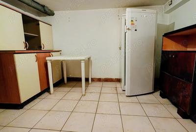 Proprietar vand vila d+p+e+m cu o suprafata generoasa de 540 mp construiti, teren amplu de 950 mp - 11