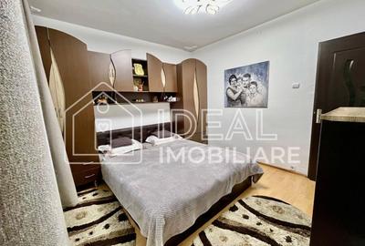 Apartament cu 2 camere decomandat, mobilat în Vasile Aaron - 4