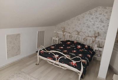 Apartament cu 3 camere decomandat în Central - 2