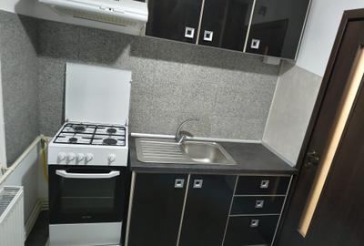 Garsonieră decomandată, mobilată în Central - 3